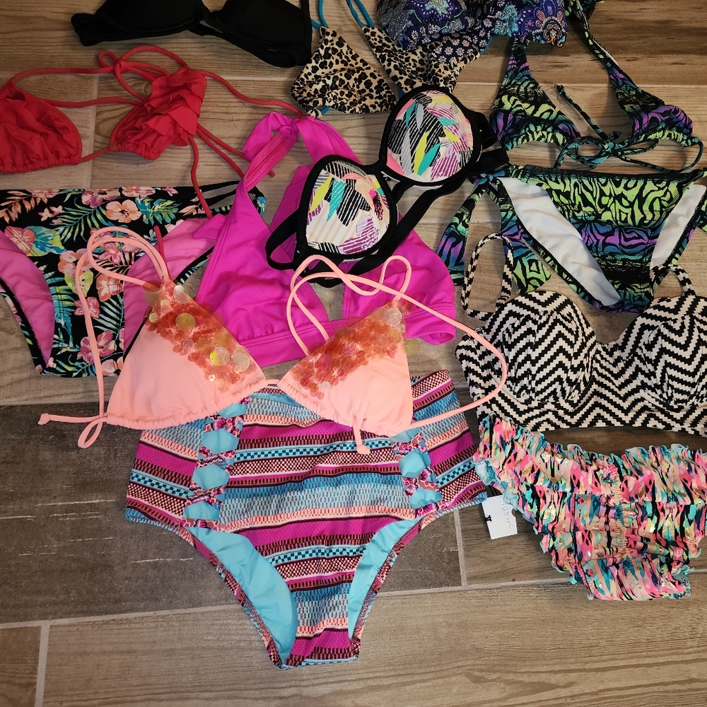Bikini Bundle - Picture 5 of 16
